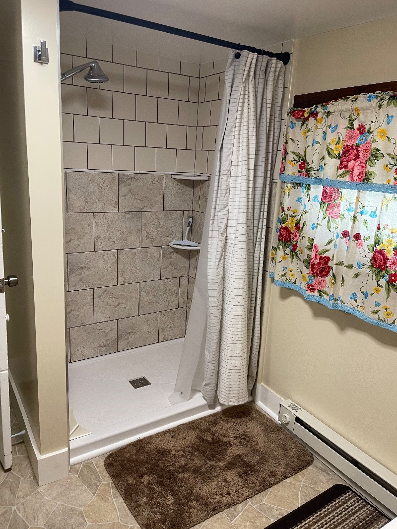 Cozy 2 bedroom Apartment - Photo 12