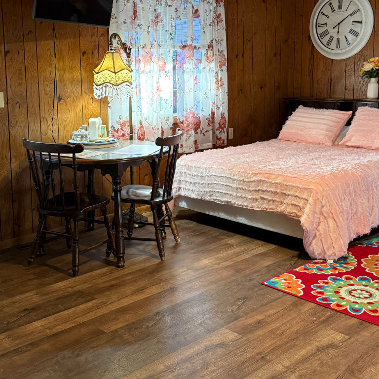 Cozy 2 bedroom Apartment - Photo 7