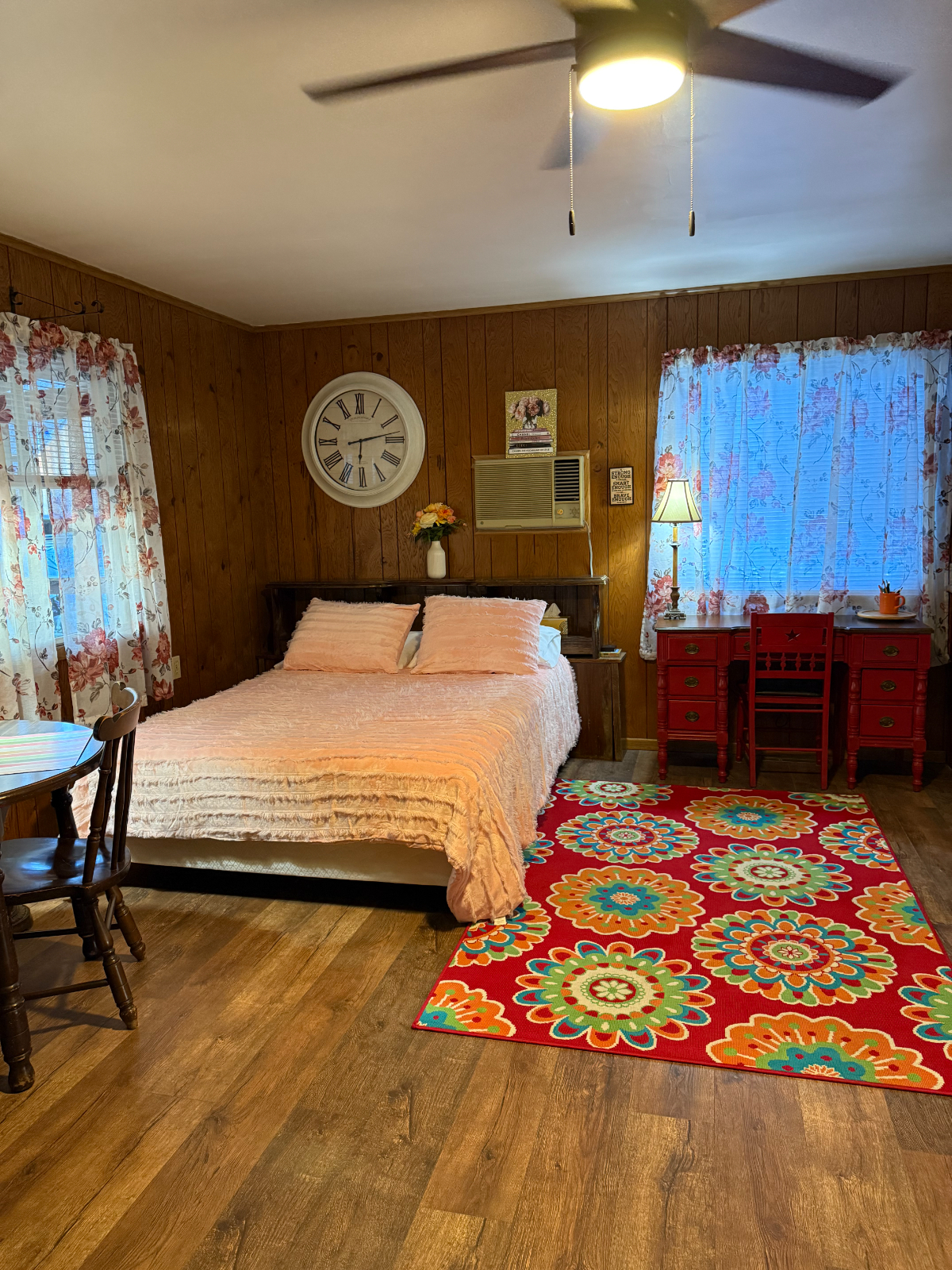 Cozy 2 bedroom Apartment - Photo 8