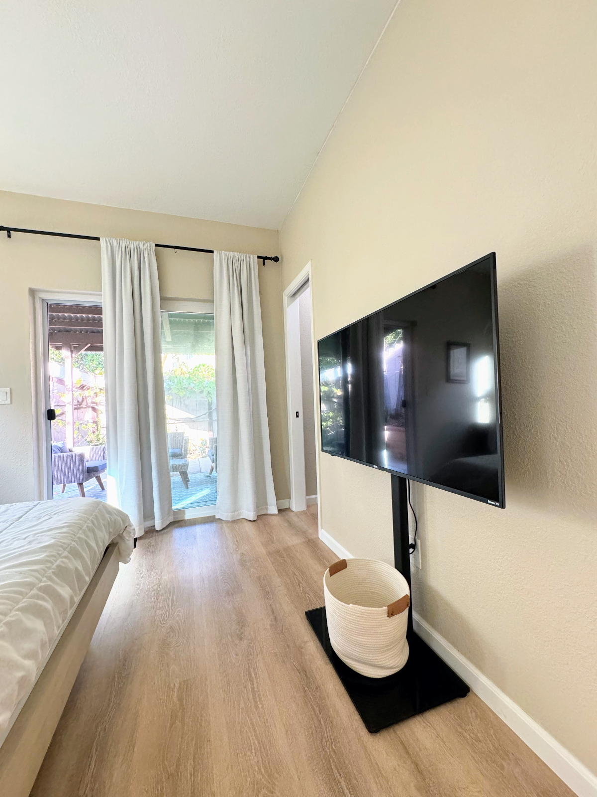 Cozy San Diego Guest Home - Photo 5