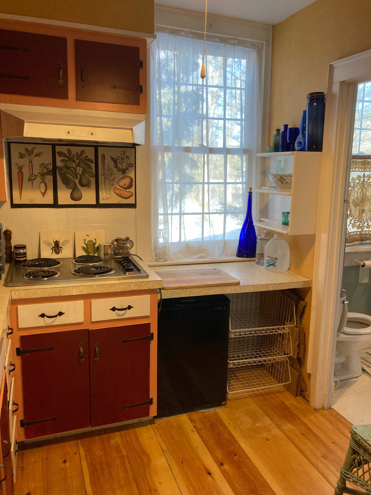 Furnished room with bathroom and kitchenette - Photo 4