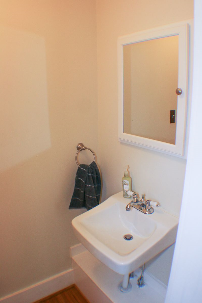 Rochester Hospital Housing - Photo 9