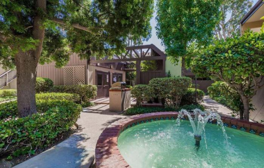Spacious Condo w/ Pool & Hot Tub - Photo 1