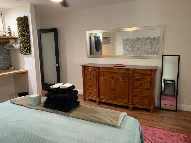 2 Bed 2 Bath Washer Dryer 1 King 1 Queen Bed - Photo 8