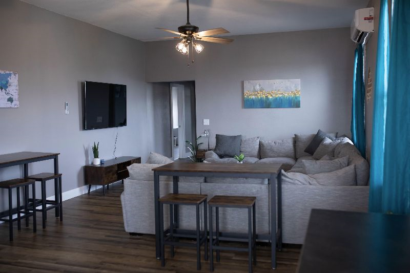 Spacious Newly Renovated 2BR Apartment