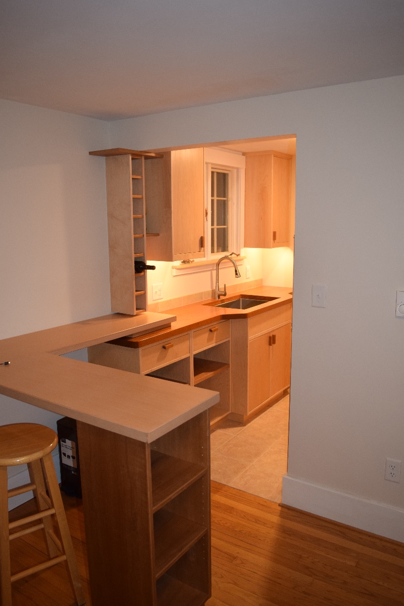 newly renovated apartment in quiet neighborhood - Photo 3