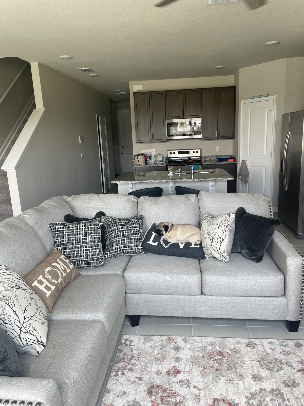 Beautiful brand new townhouse in gated community - Photo 11