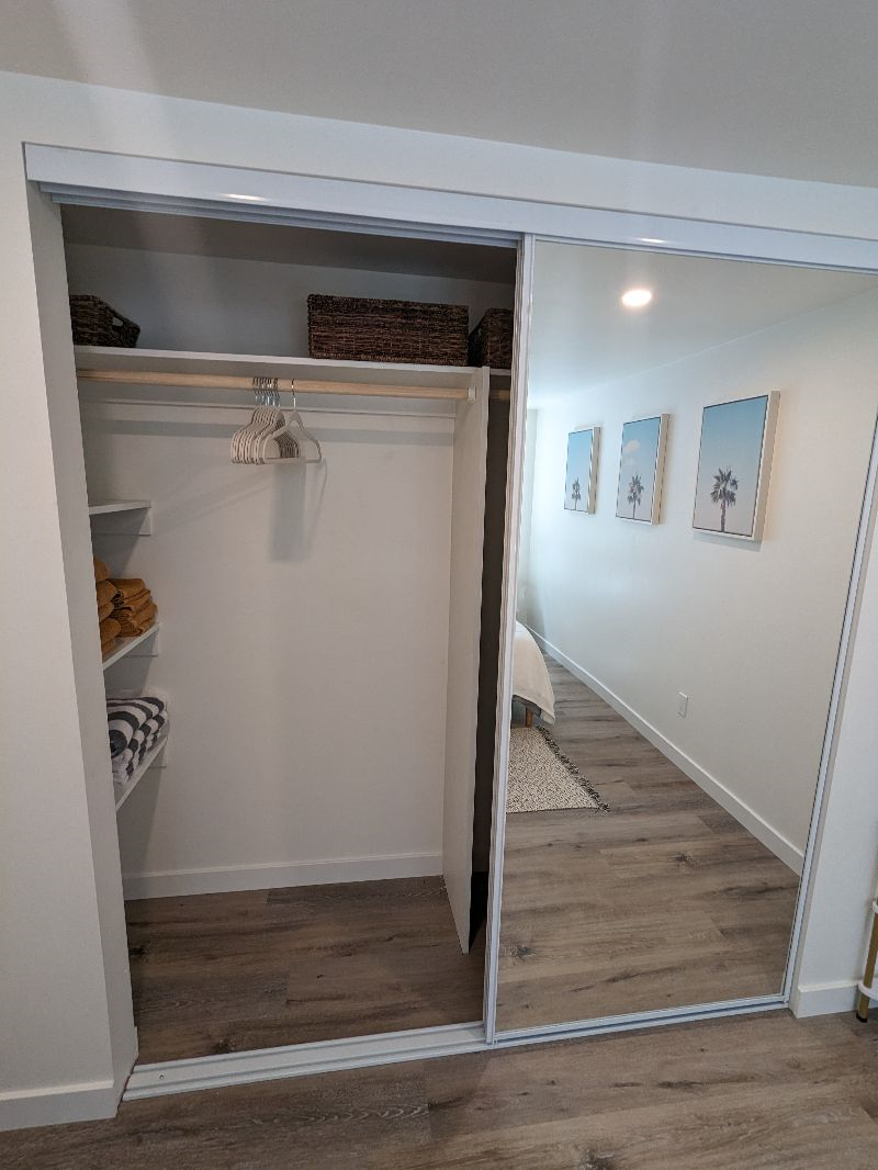 Cozy 1 Bedroom House with Modern Amenities and steps from the Beach and Local Attrac - Photo 6