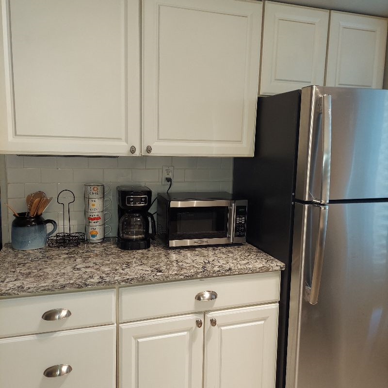 Modern One Bedroom one block to Metro Station - Photo 10