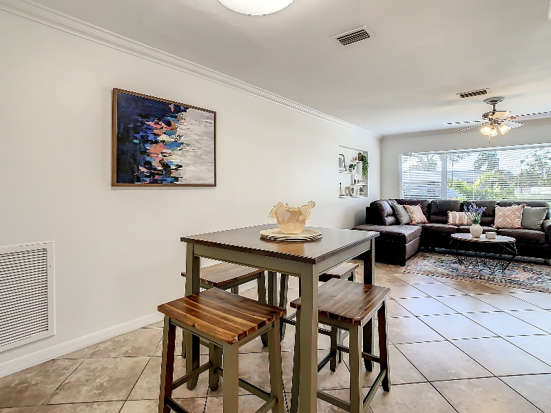 NEW* 2BR Home : 9 mins to Florida Beach! - Photo 2
