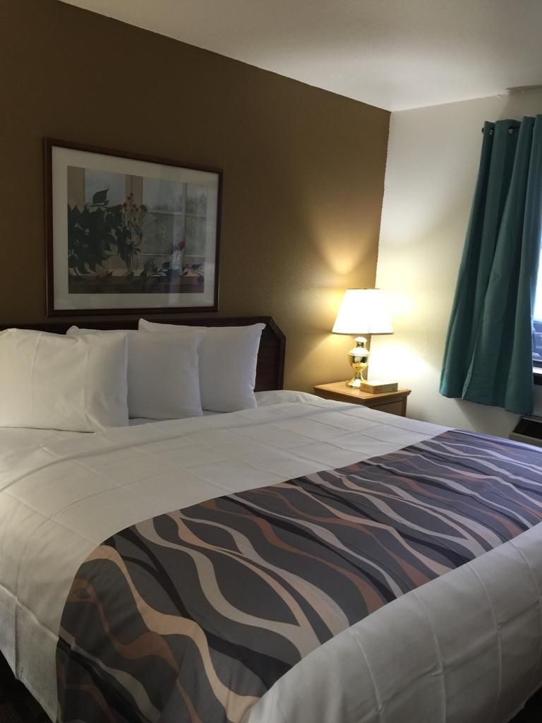 Valued Stay Sun Prairie - Photo 12