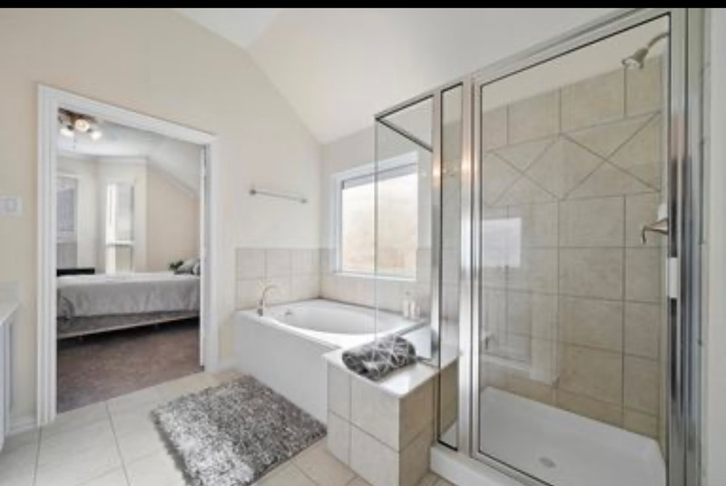 Kingwood 4 bedroom home - Photo 2