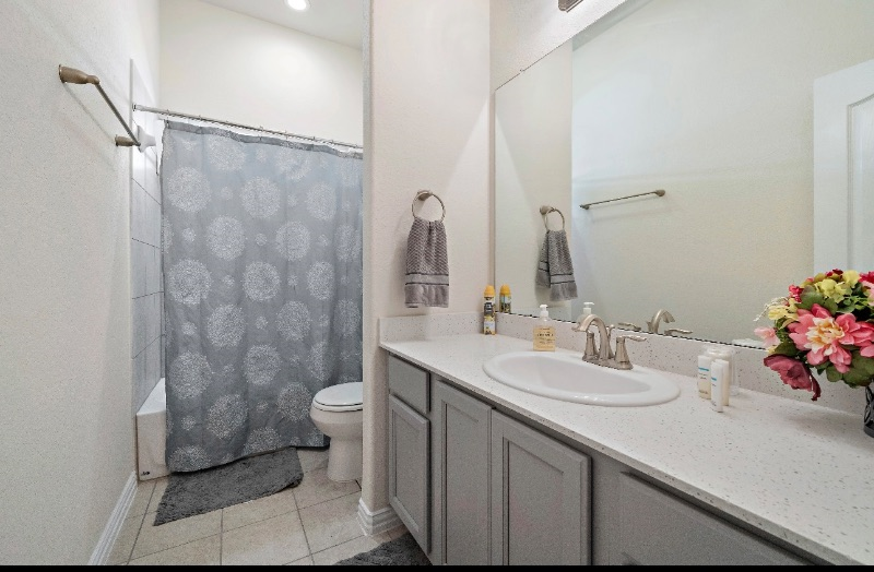 Kingwood 4 bedroom home - Photo 7