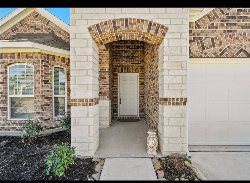 Kingwood 4 bedroom home - Photo 9