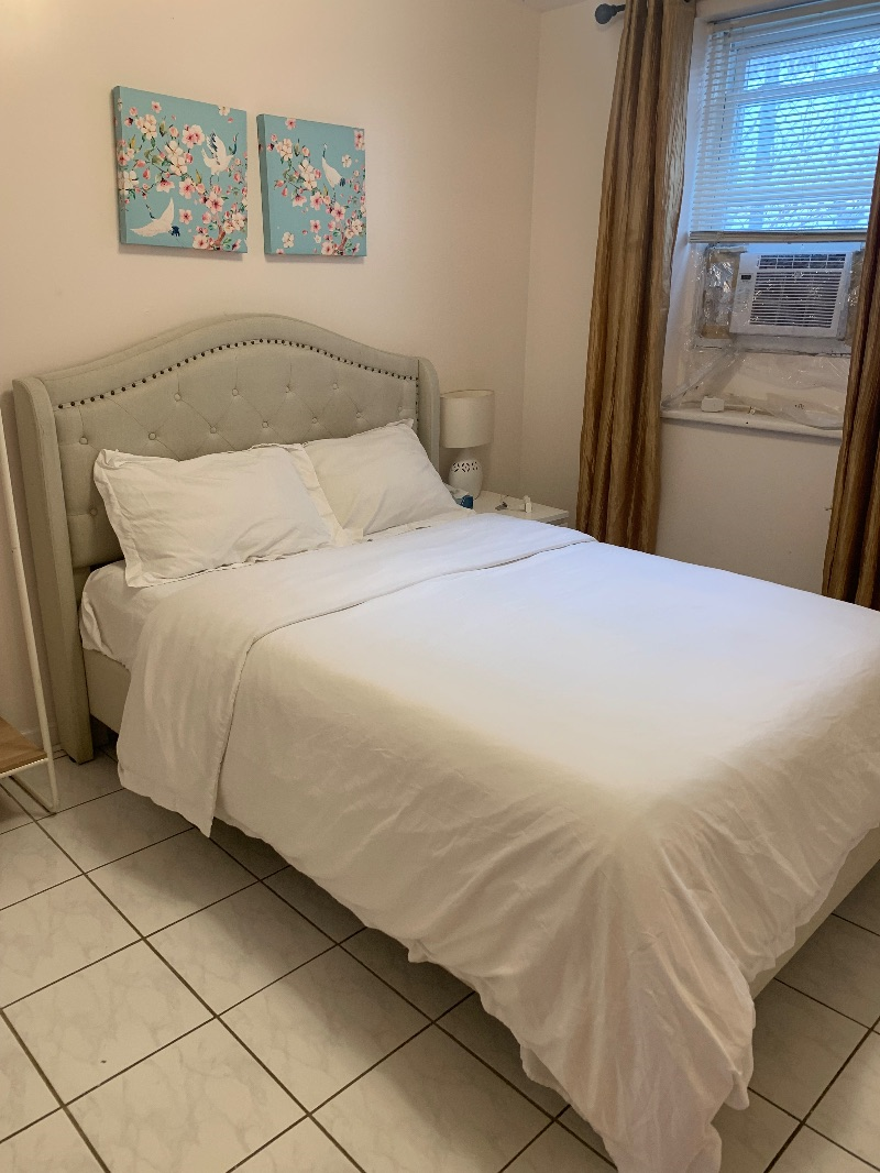 2 Bedroom Garden Level Apartment - Photo 10