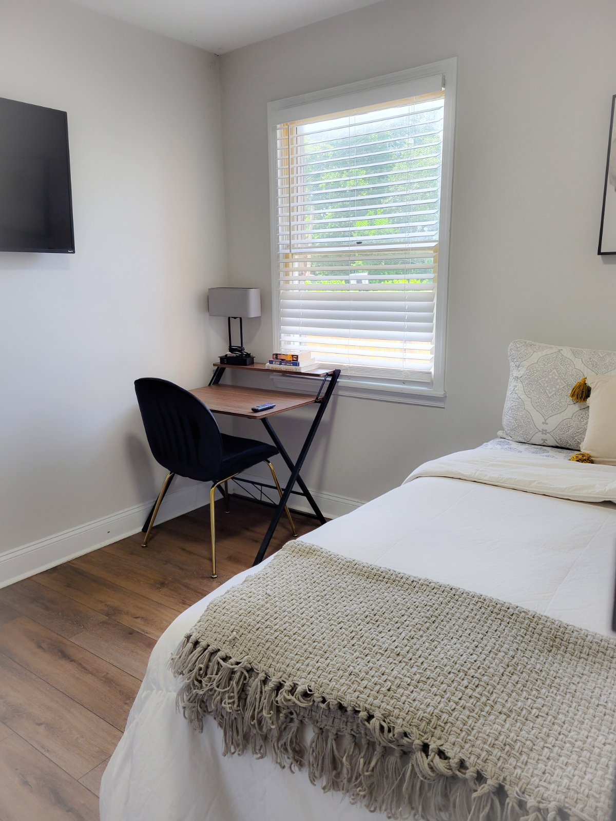 Spacious Room for Rent in NE Washington DC... - Photo 9