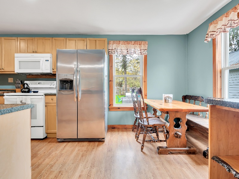 Village Home in Hartwick - Photo 5