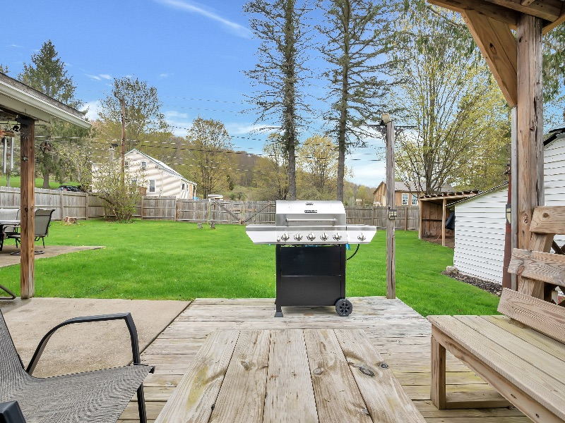 Village Home in Hartwick - Photo 8