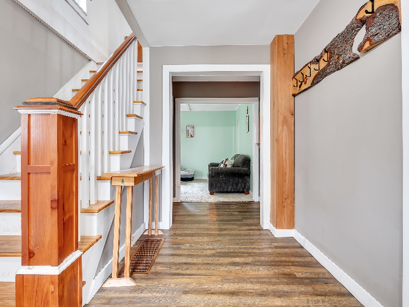 Village Home in Hartwick - Photo 12