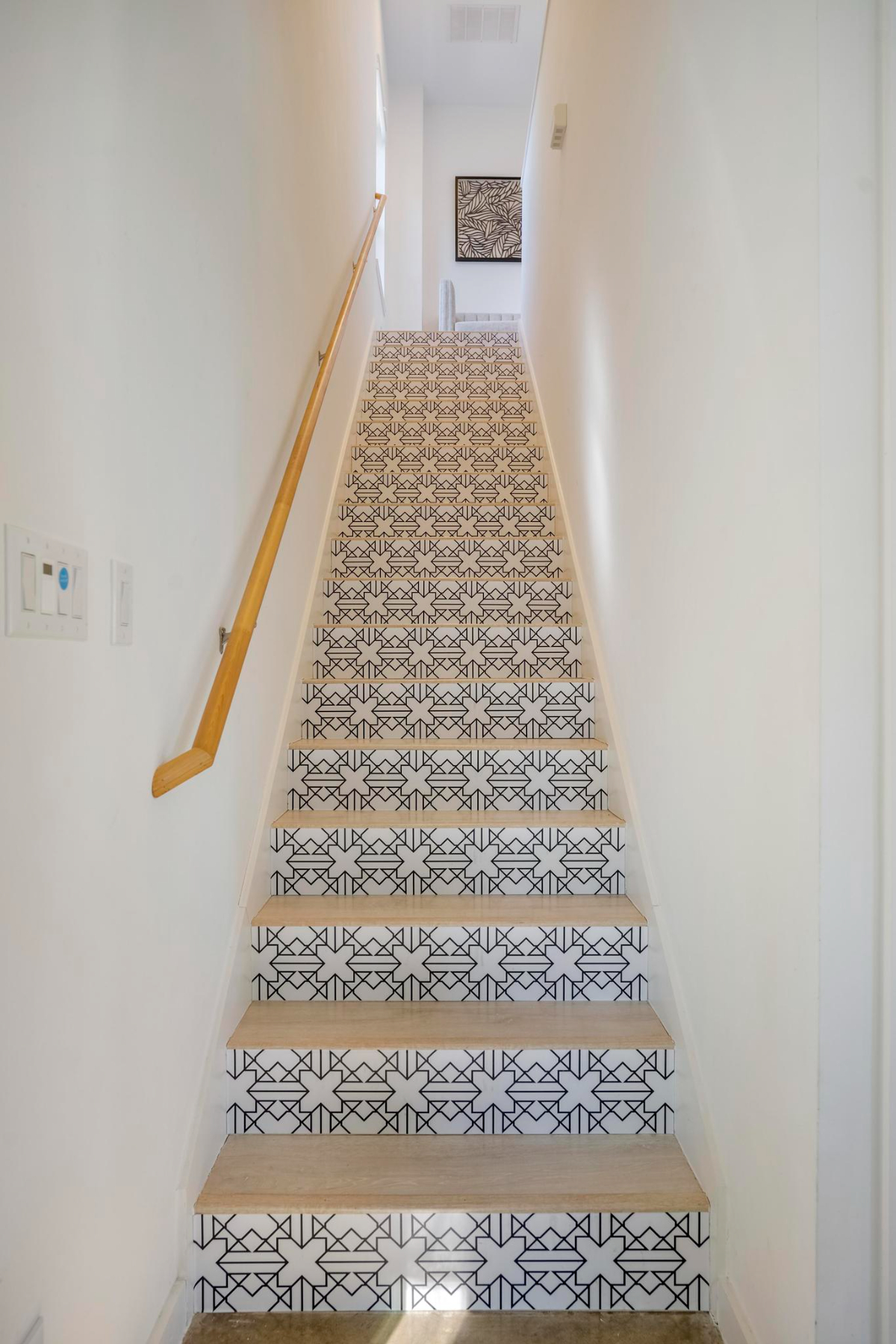 Charming two-story home near downtown and The Pearl Brewery - Photo 6