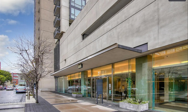 SOMA/Mission Bay 1BR Condo w/ partial Salesforce Tower and Oracle Park View - Photo 2