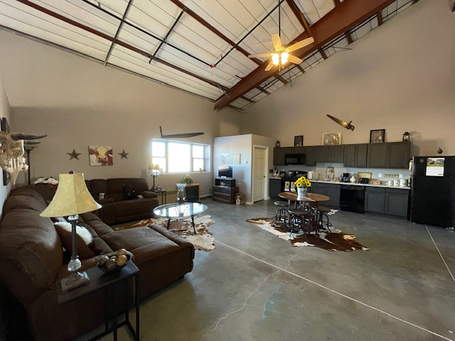 SERENDIPITY SUITES - Luxury Furnished Apartments in Del Norte CO - Flexibility / Convenience / Style Apt 204
