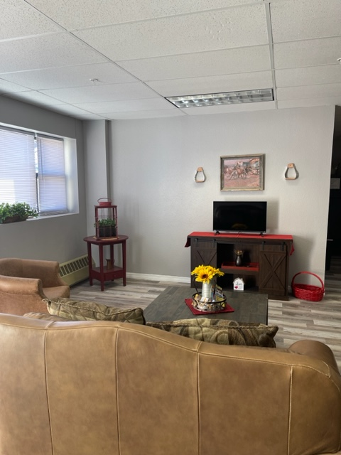 SERENDIPITY SUITES - Luxury Furnished Apartments in Del Norte CO - Flexibility / Convenience / Style Apt 104