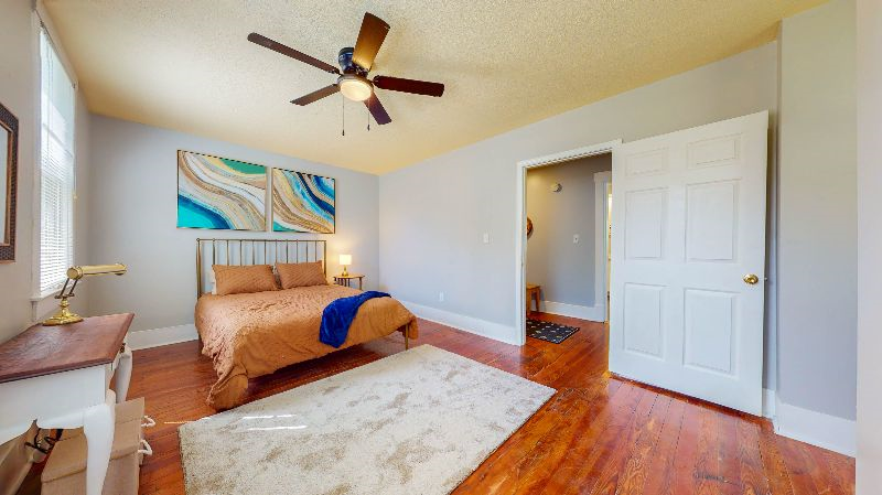 2BR Home Close to Major Hospitals / Private Parking / Safe - Photo 7