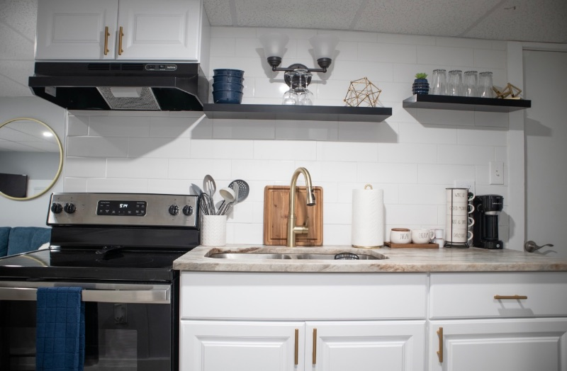 Newly Renovated Apartment - Neighborhood of the Arts - Close to Strong and RGH - Photo 8