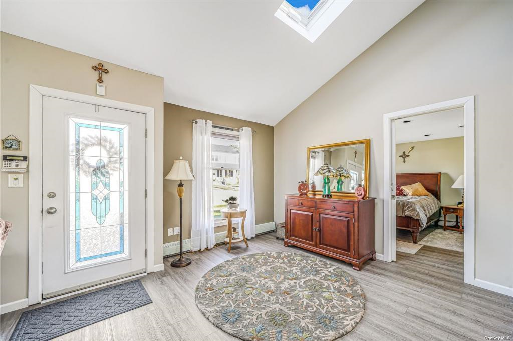 Full House w/ Private Master bedroom/bathroom - Photo 3