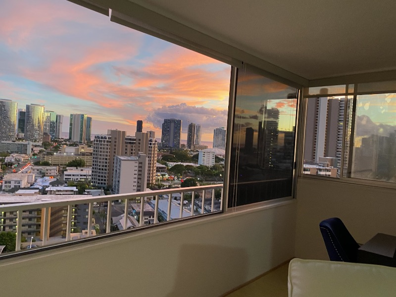 Condo in the Heart of Honolulu - Photo 3