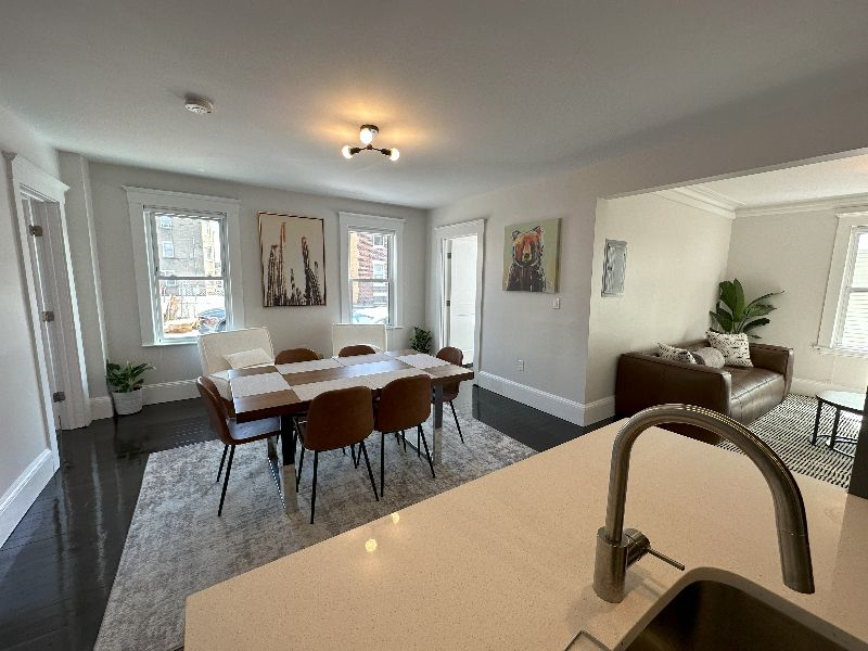 Downtown Salem - 3 Bedroom