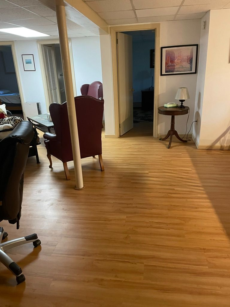 2 bedroom in-town basement apartment - Photo 8