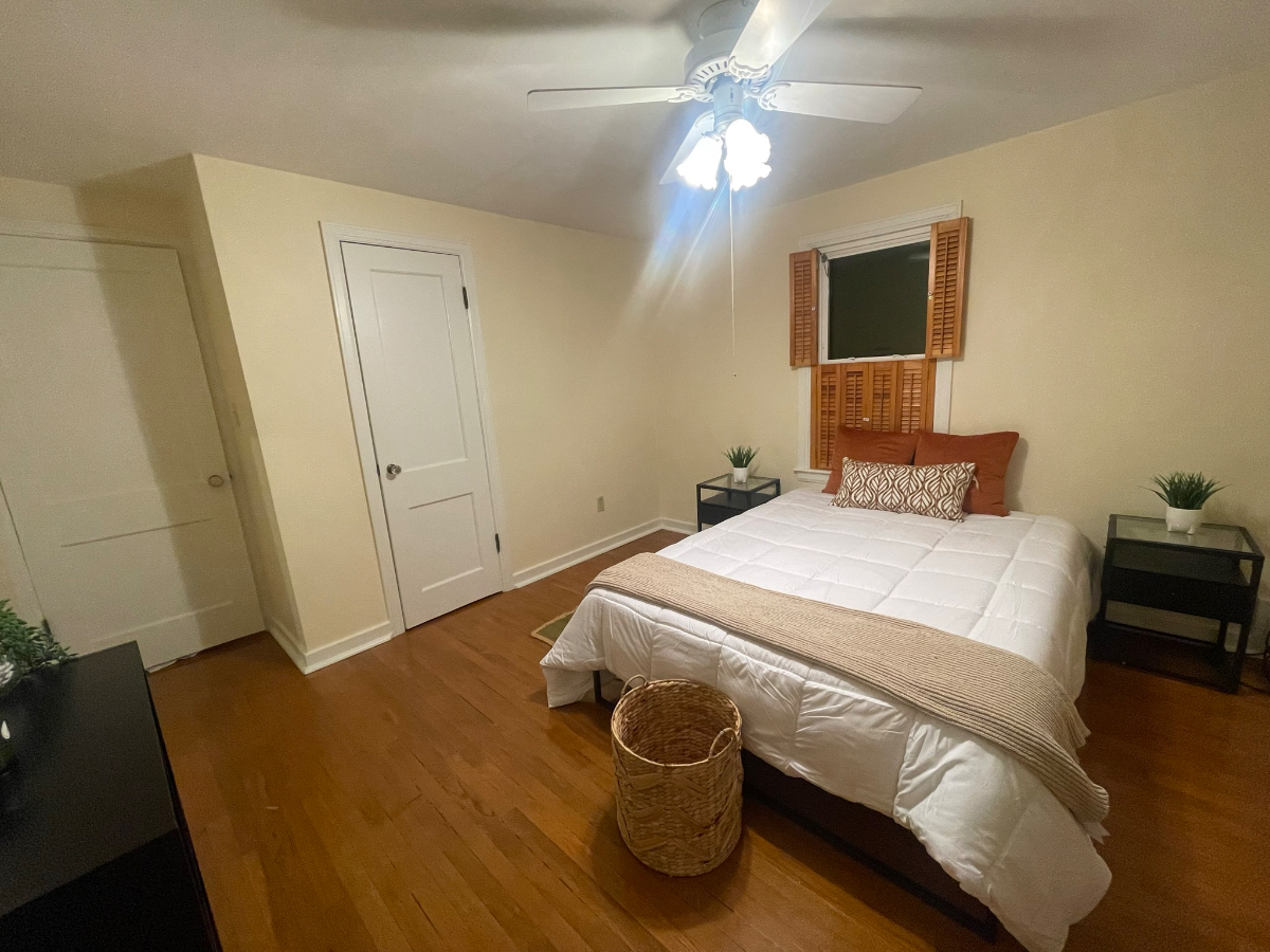 Private Bedroom Cozy and Quiet - Photo 4
