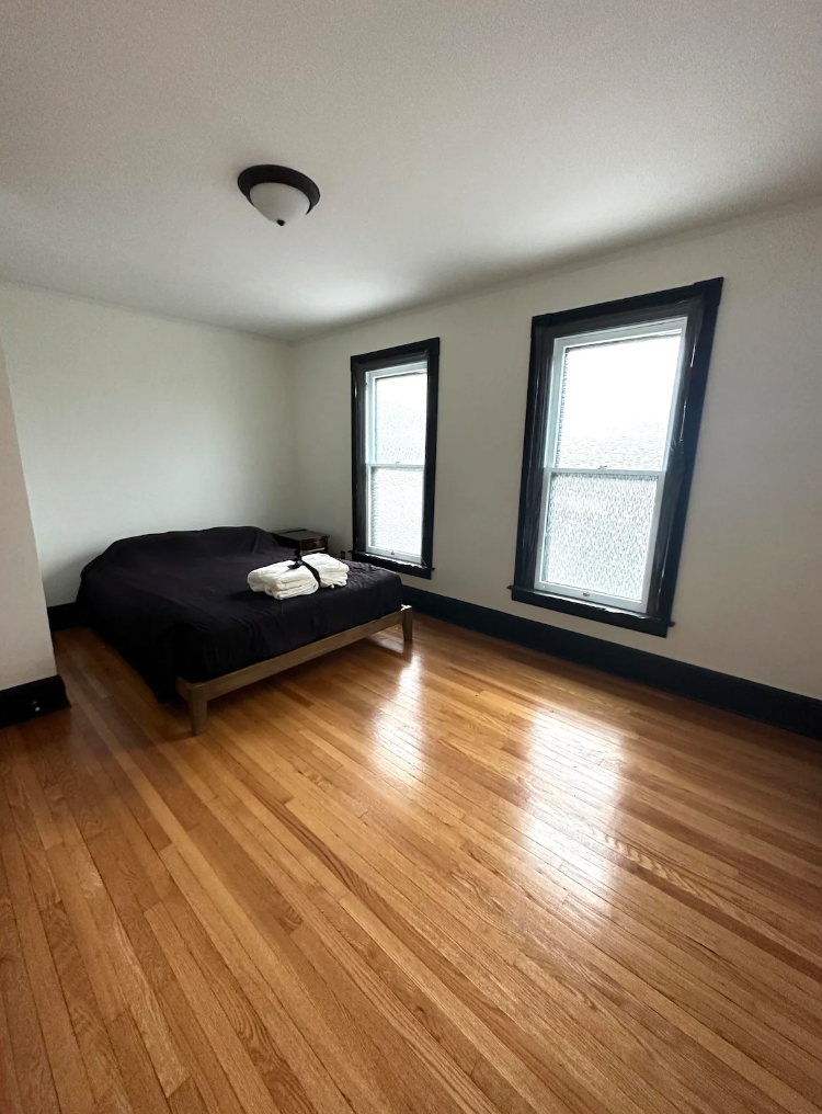 Utica Upstate Escape - Photo 11