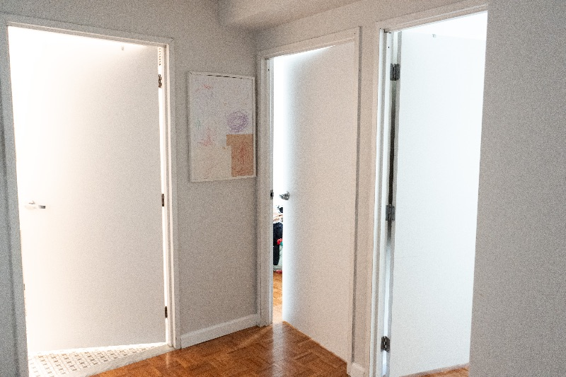 Large 2 Bedroom Apartment 1 Stop to Manhattan in Williamsburg Brooklyn - Photo 6