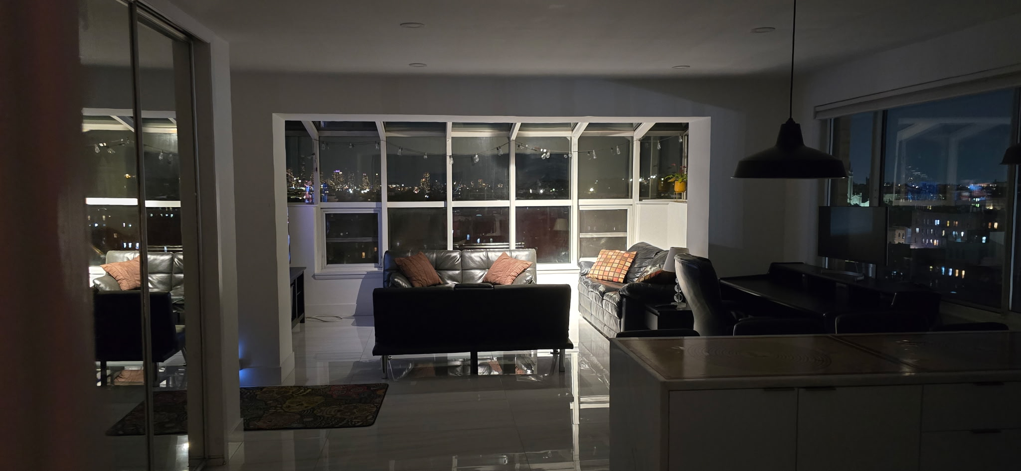 NYU LANGONE SUNSET PARK - Amazing Views & Rooftop Deck - Safe - Parking - Private Key Access - Photo 1