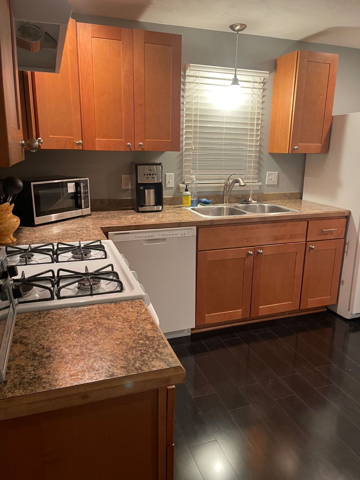 Comfortable and Convenient Apartment Rental in Syracuse NY - Photo 4