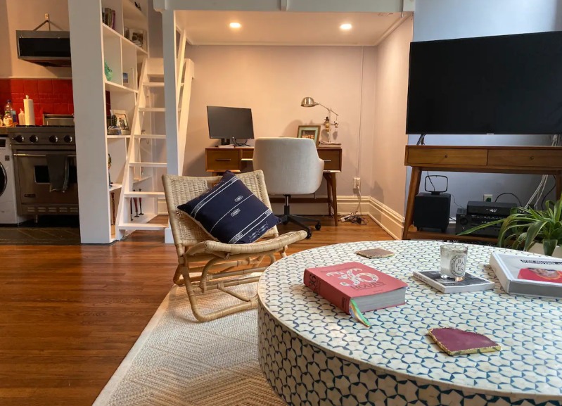 Charming Studio **West Village** - Photo 3