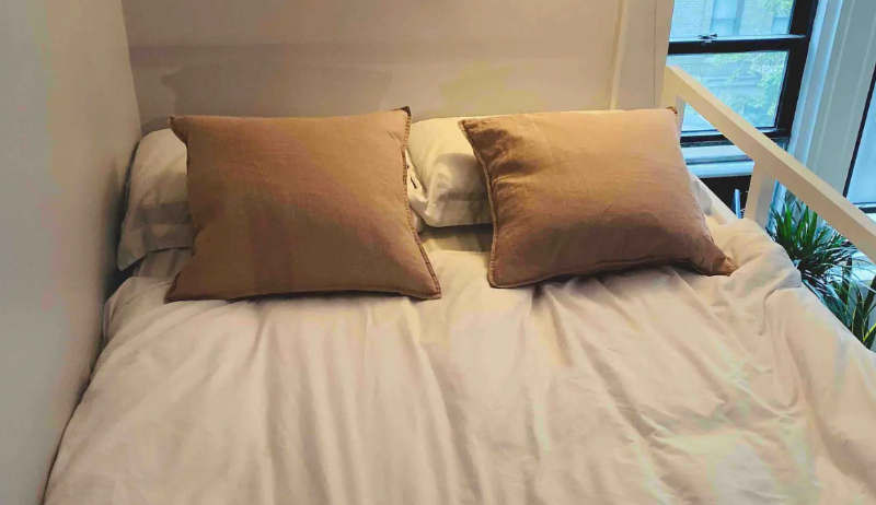 Charming Studio **West Village** - Photo 7