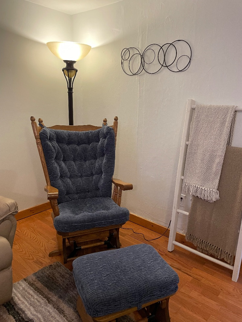 Cozy Nook 1 Near Hospitals and Franciscan University - Photo 2