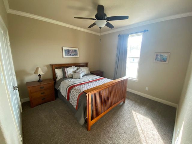 Beautiful Home Near Hospitals - Photo 5