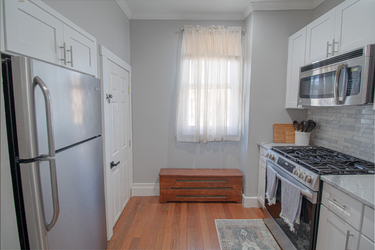 Charming Saratoga 1 Bedroom Fully Furnished Unit - Photo 6