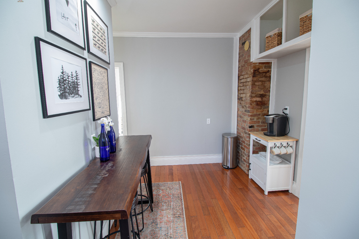 Charming Saratoga 1 Bedroom Fully Furnished Unit - Photo 9