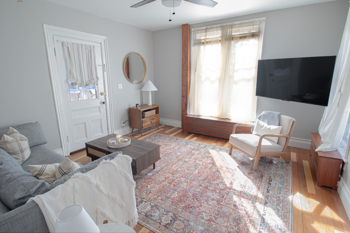 Charming Saratoga 1 Bedroom Fully Furnished Unit - Photo 11