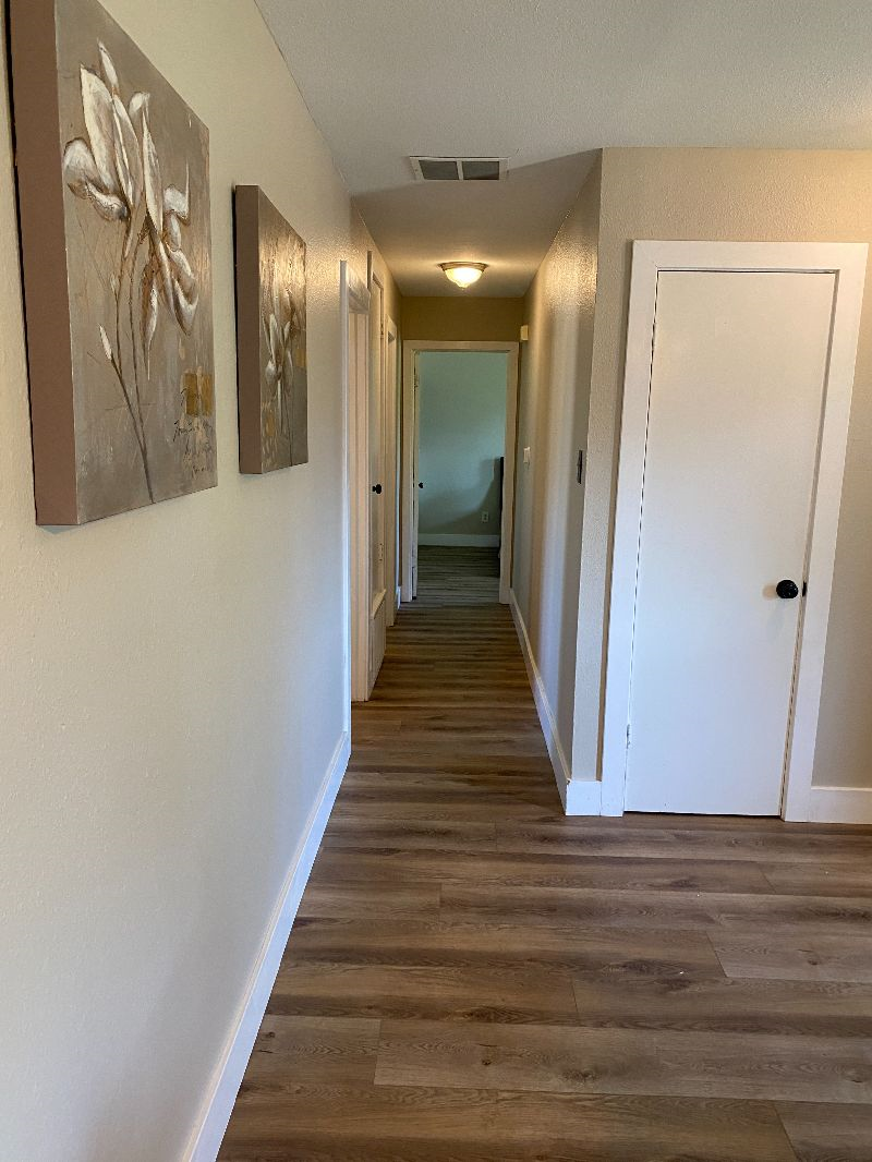 Comfortable 3/2 With Huge Fenced Backyard and Brand New Furnishings - Photo 11