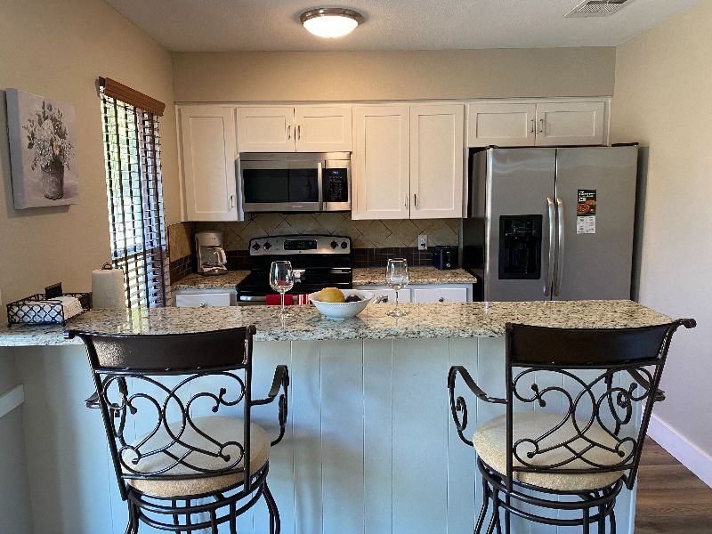 Comfortable 3/2 With Huge Fenced Backyard and Brand New Furnishings - Photo 6