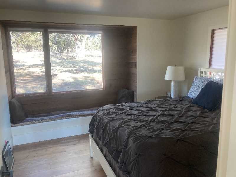 mid century modern remodeled private tumalo mountain view - Photo 6