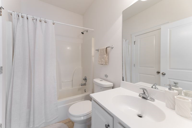 Charming Furnished Rental Retreat  Your Home Away From Home - Photo 8