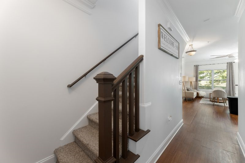 Charming Furnished Rental Retreat Your Home Away From Home - Photo 3